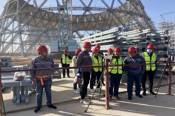 圖片三:集團公司領導檢查施工現場 - 副本.jpg 圖片三:集團公司領導檢查施工現場 - 副本.jpg